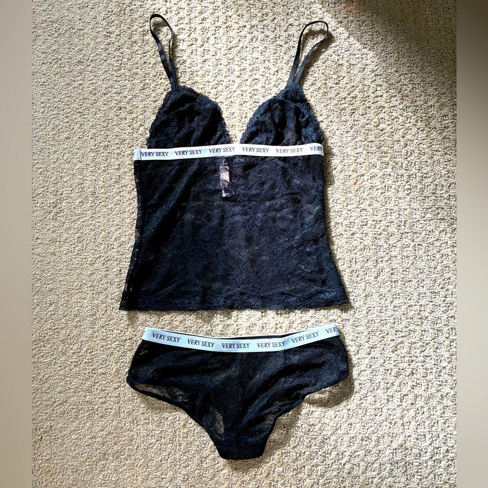 VERY SEXY by Victoria’s Secret Lingerie Set, Top and Panty Lace Black XS